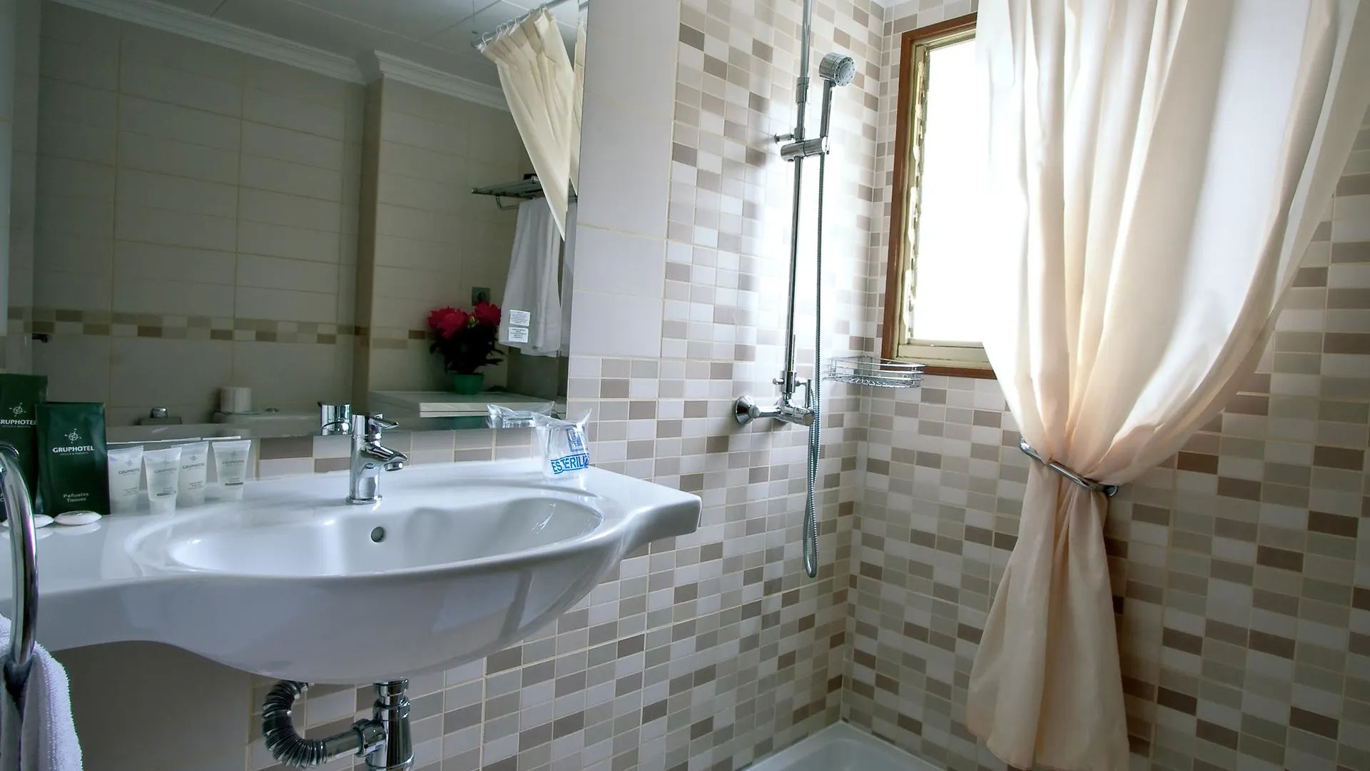 Aparthotel Ona Jardines Paraisol Salou