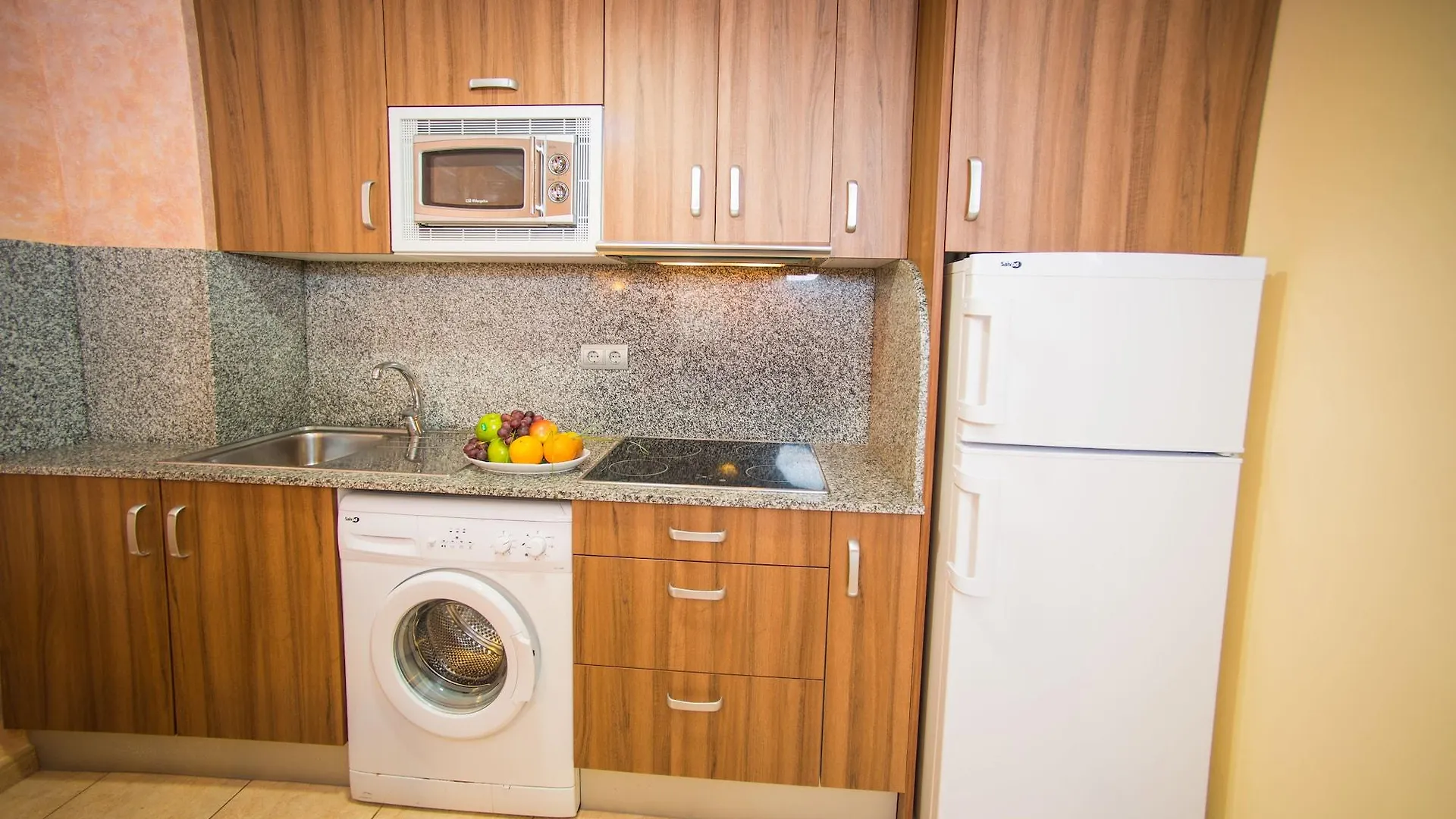 Lägenhetshotell Ona Jardines Paraisol Salou