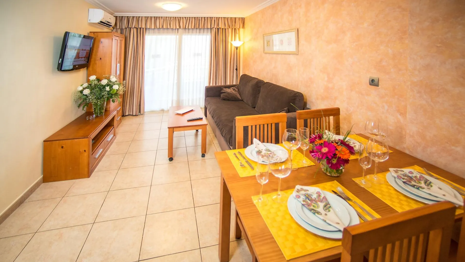 Ona Jardines Paraisol Salou 2*,  Spanyolország